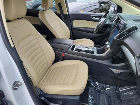 Used 2021 Ford Edge SEL w/ Cargo Accessory Package image 16
