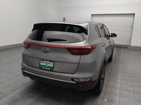 Used 2022 Kia Sportage LX image 9