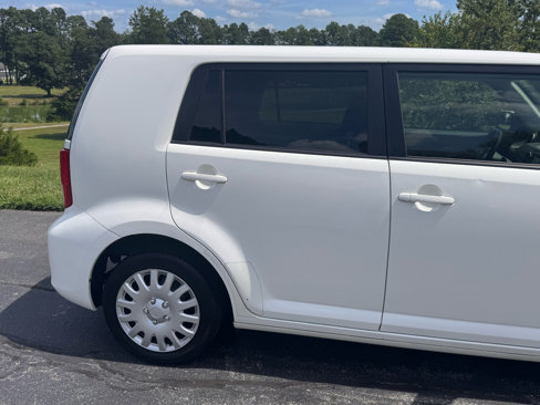Used 2014 Scion xB image 21