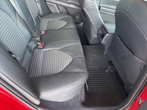 Used 2023 Toyota Camry SE image 27