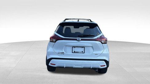 Used 2021 Nissan Kicks SR w/ SR Premium Package image 6