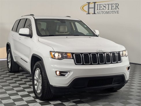 Certified 2021 Jeep Grand Cherokee Laredo image 2