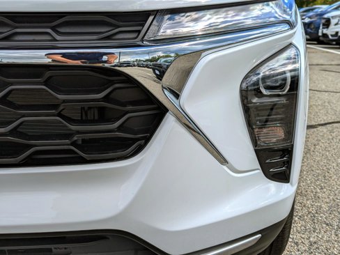 New 2026 Chevrolet Trax LT image 11