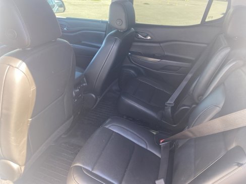 Used 2020 GMC Acadia SLT image 11