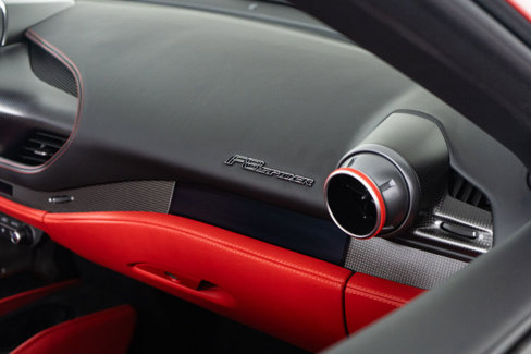 Used 2023 Ferrari F8 Tributo image 33