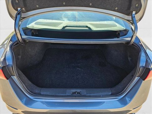 Used 2023 Nissan Sentra SV image 18