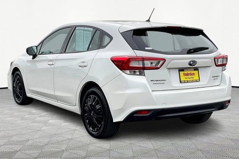 Used 2017 Subaru Impreza 2.0i image 4