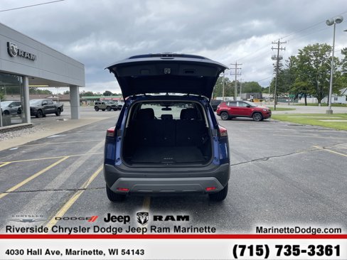 Used 2023 Nissan Rogue S image 35