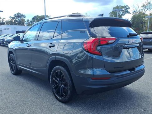 Used 2020 GMC Terrain SLE w/ Driver Convenience Package image 3