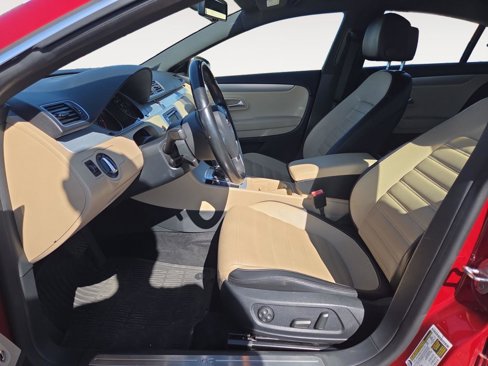 Used 2014 Volkswagen CC Sport image 14