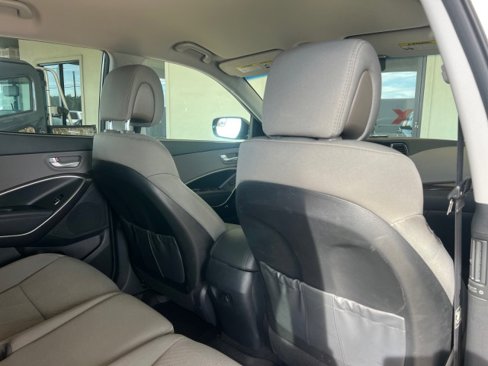 Used 2017 Hyundai Santa Fe Sport w/ 2.4L Value Package 06 image 25
