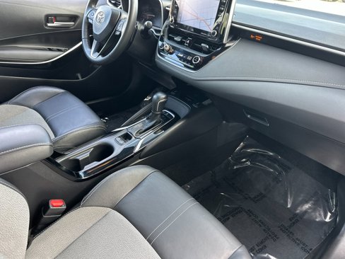 Used 2022 Toyota Corolla XSE image 15