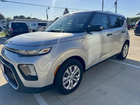 Used 2020 Kia Soul LX image 4