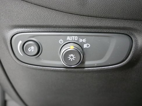 Used 2022 Chevrolet Equinox LT image 23