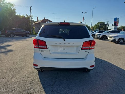 Used 2014 Dodge Journey SXT w/ Flexible Seating Group image 4