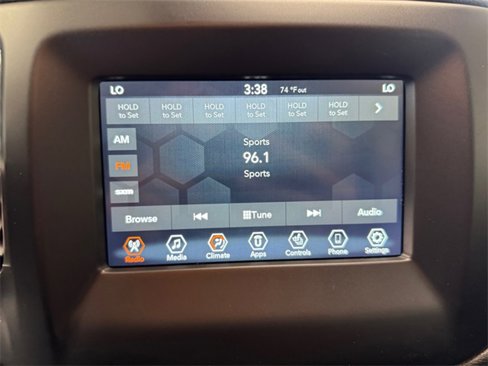 Used 2019 Jeep Compass Latitude w/ Cold Weather Group image 8