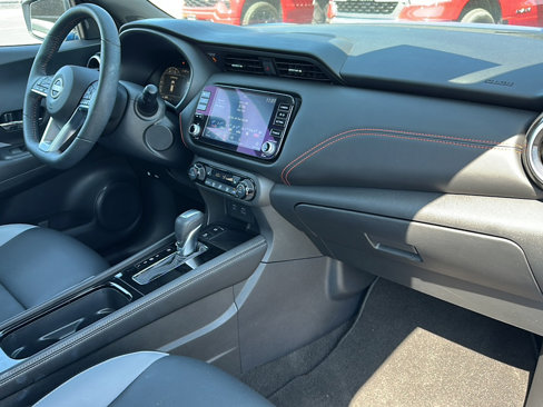 Used 2024 Nissan Kicks SR w/ SR Premium Package image 22