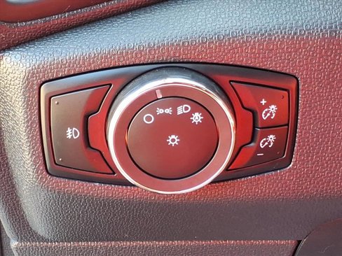 Used 2022 Ford EcoSport SES image 17