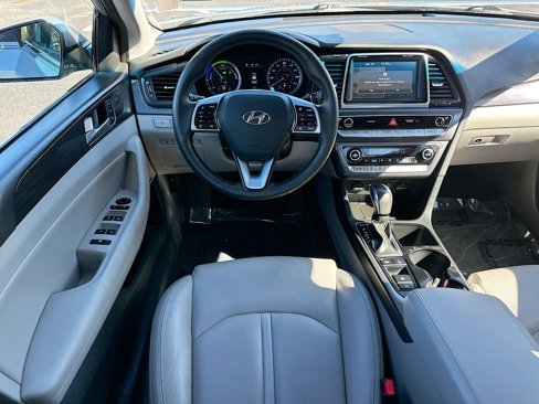 Used 2018 Hyundai Sonata Limited w/ Ultimate Package 02 image 21