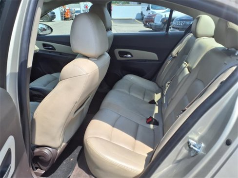 Used 2016 Chevrolet Cruze LT image 13
