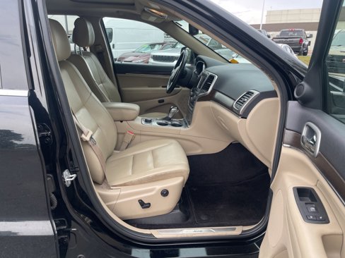 Used 2018 Jeep Grand Cherokee Limited image 11