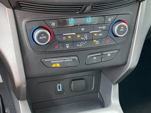 Used 2018 Ford Escape SE image 33