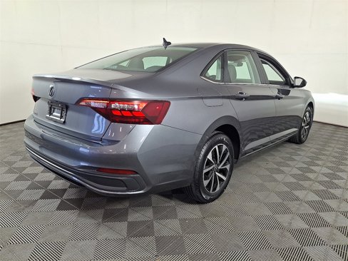 Used 2024 Volkswagen Jetta S image 10