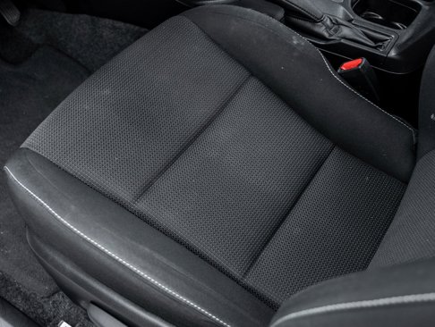 Used 2018 Toyota RAV4 XLE image 18