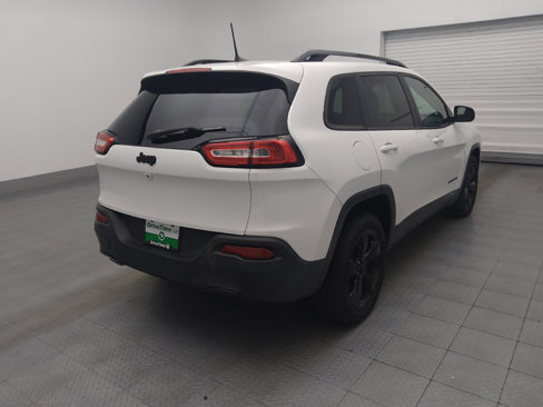 Used 2016 Jeep Cherokee Latitude w/ Comfort/Convenience Group image 9