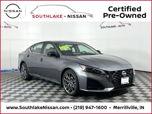 Certified 2024 Nissan Altima 2.0 SR image 1