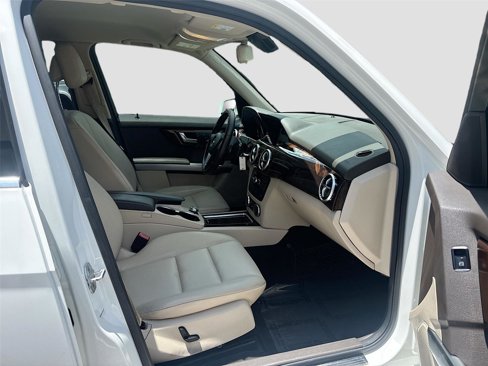 Used 2015 Mercedes-Benz GLK 350 2WD image 30