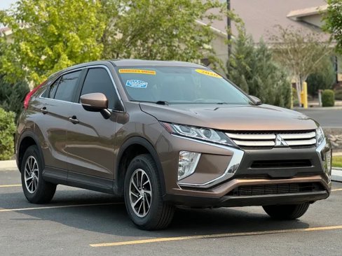 Used 2020 Mitsubishi Eclipse Cross ES image 3