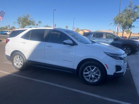 Used 2023 Chevrolet Equinox LT image 4