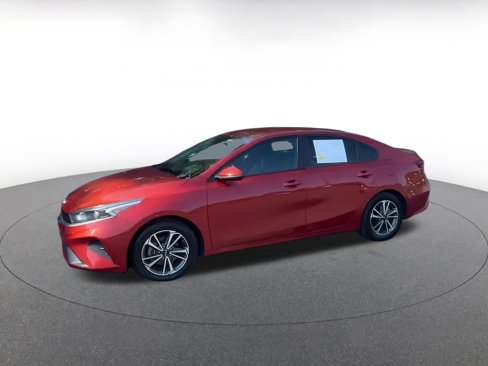 Used 2023 Kia Forte LXS w/ LXS Technology Package image 3
