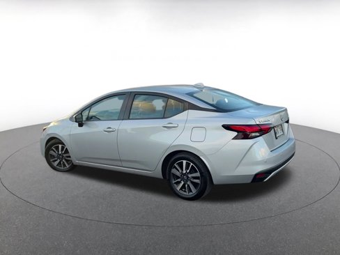 Used 2023 Nissan Versa SV image 10