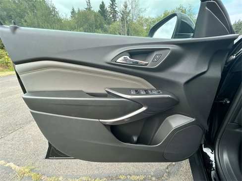New 2025 Chevrolet Trax ACTIV w/ Sunroof Package image 22
