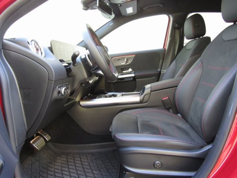 Certified 2025 Mercedes-Benz GLA 250 4MATIC image 9