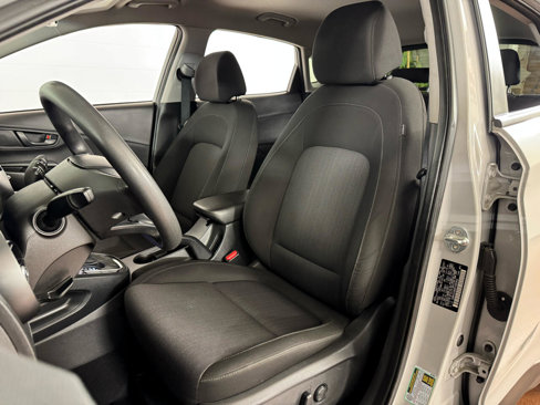 Used 2023 Hyundai Kona SEL image 13