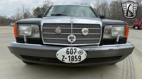 Used 1991 Mercedes-Benz 560 SEL image 7