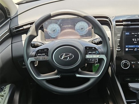 Used 2024 Hyundai Tucson SE image 4