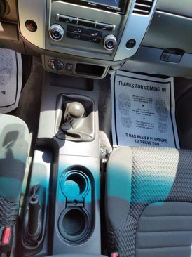 Used 2010 Nissan Frontier SE w/ SE Value Truck Pkg image 25
