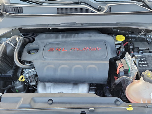 Used 2018 Jeep Compass Altitude w/ Popular Equipment Group image 19