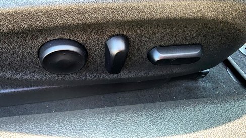 Used 2018 Buick Cascada Premium image 23