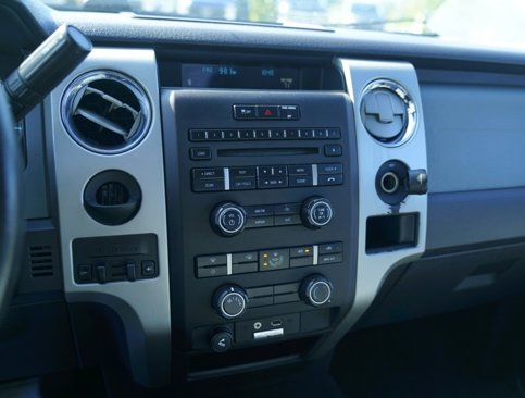 Used 2012 Ford F150 XLT w/ XLT Chrome Pkg image 17