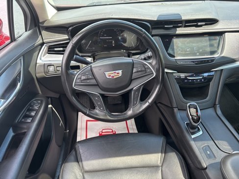 Used 2018 Cadillac XT5 Luxury w/ Driver Awareness Package image 26