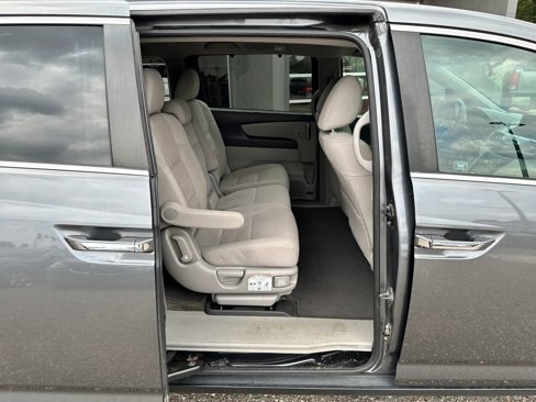 Used 2012 Honda Odyssey EX image 19