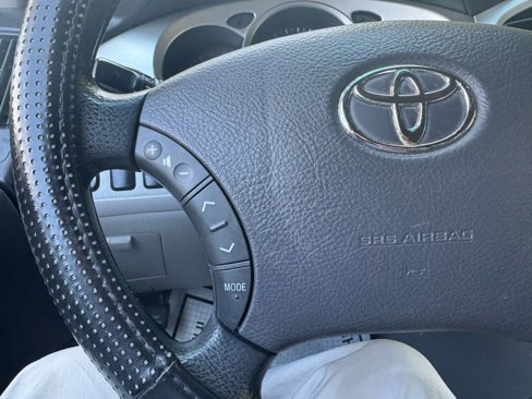 Used 2005 Toyota Highlander V6 image 31