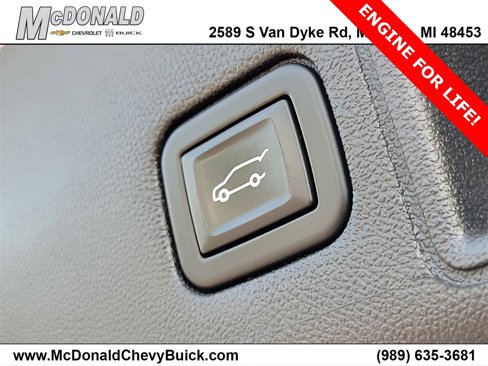 Used 2023 GMC Terrain SLE w/ Driver Convenience Package image 29