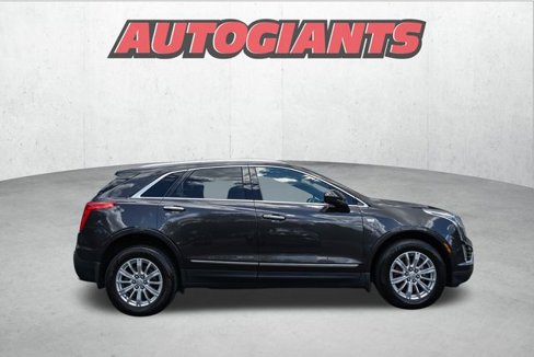 Used 2018 Cadillac XT5 AWD image 3