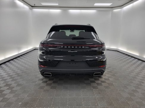 New 2026 Porsche Cayenne image 9